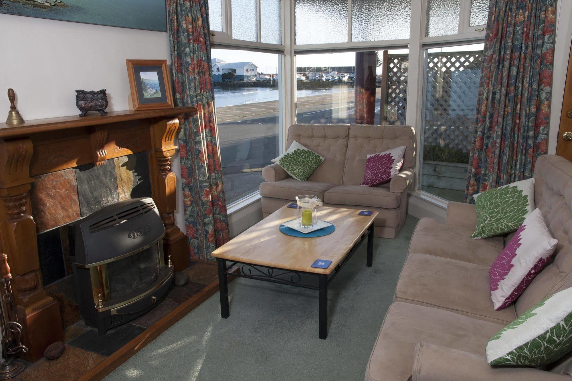 Moana Lodge Plimmerton Kültér fotó